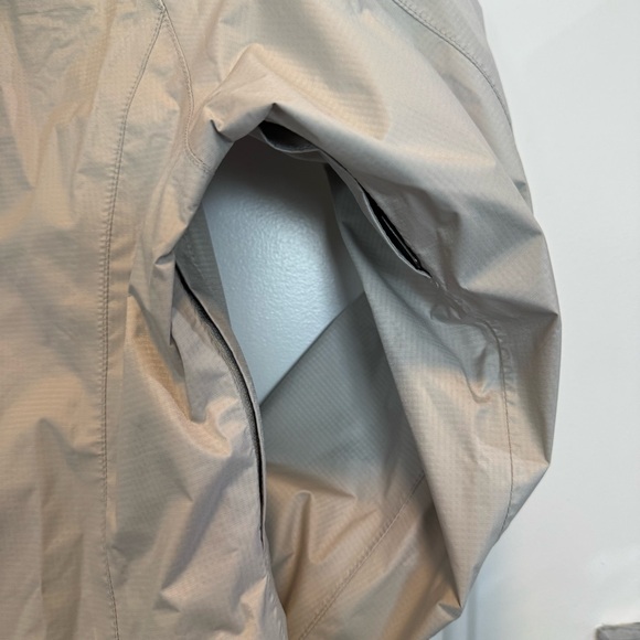 Marmot Women's Rain Jacket Shell - Picture 7 of 12